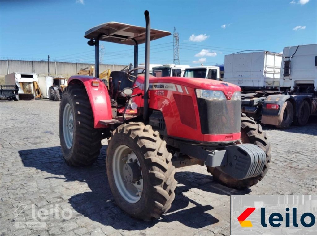 TRATORMASSEY FERGUSON4275